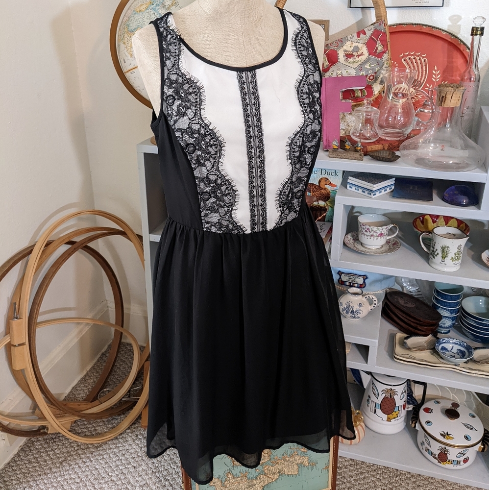 Black Lace Maurice's Dress - S